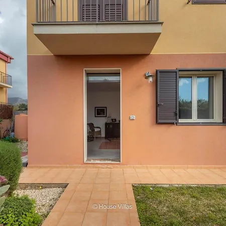 House&villas - Chiara Apartment *
